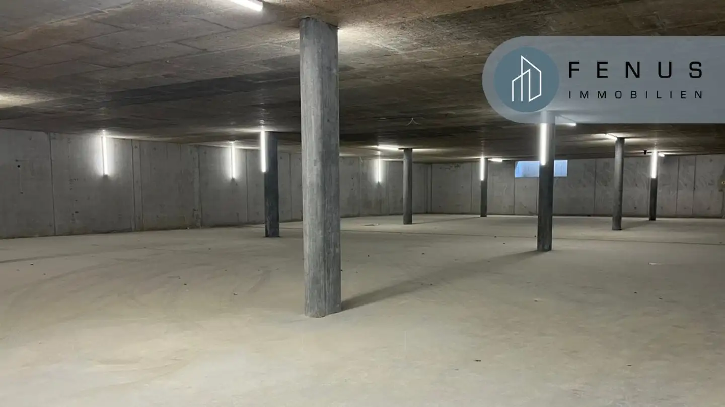 Covered parking space for rent - 9472 Grabs