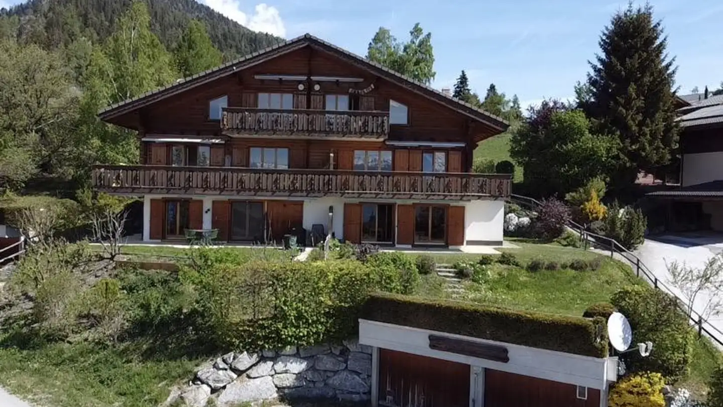 Duplex à vendre - 1974 Arbaz