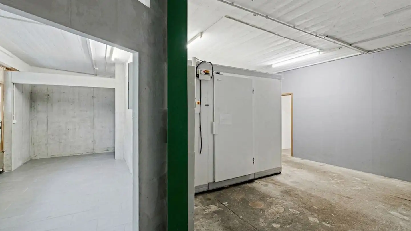 Shop for sale - 1899 Torgon - Photo 4