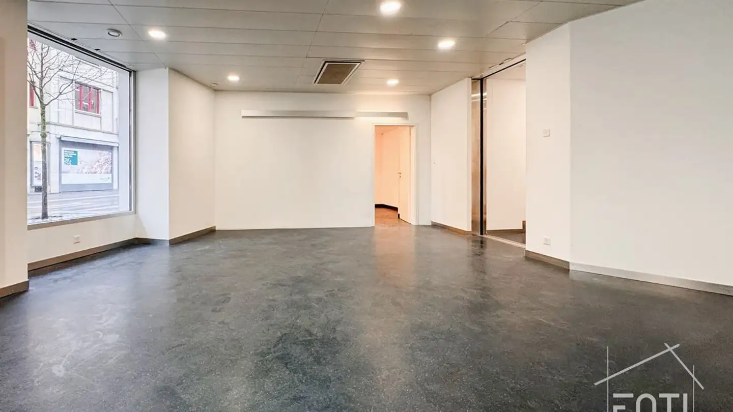 Arcade for rent - Avenue De La Gare 8, 1870 Monthey