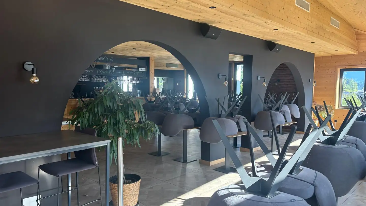 Ristorante in affitto - Route De La Gare 1, 1661 Le Pâquier-Montbarry - Photo 4