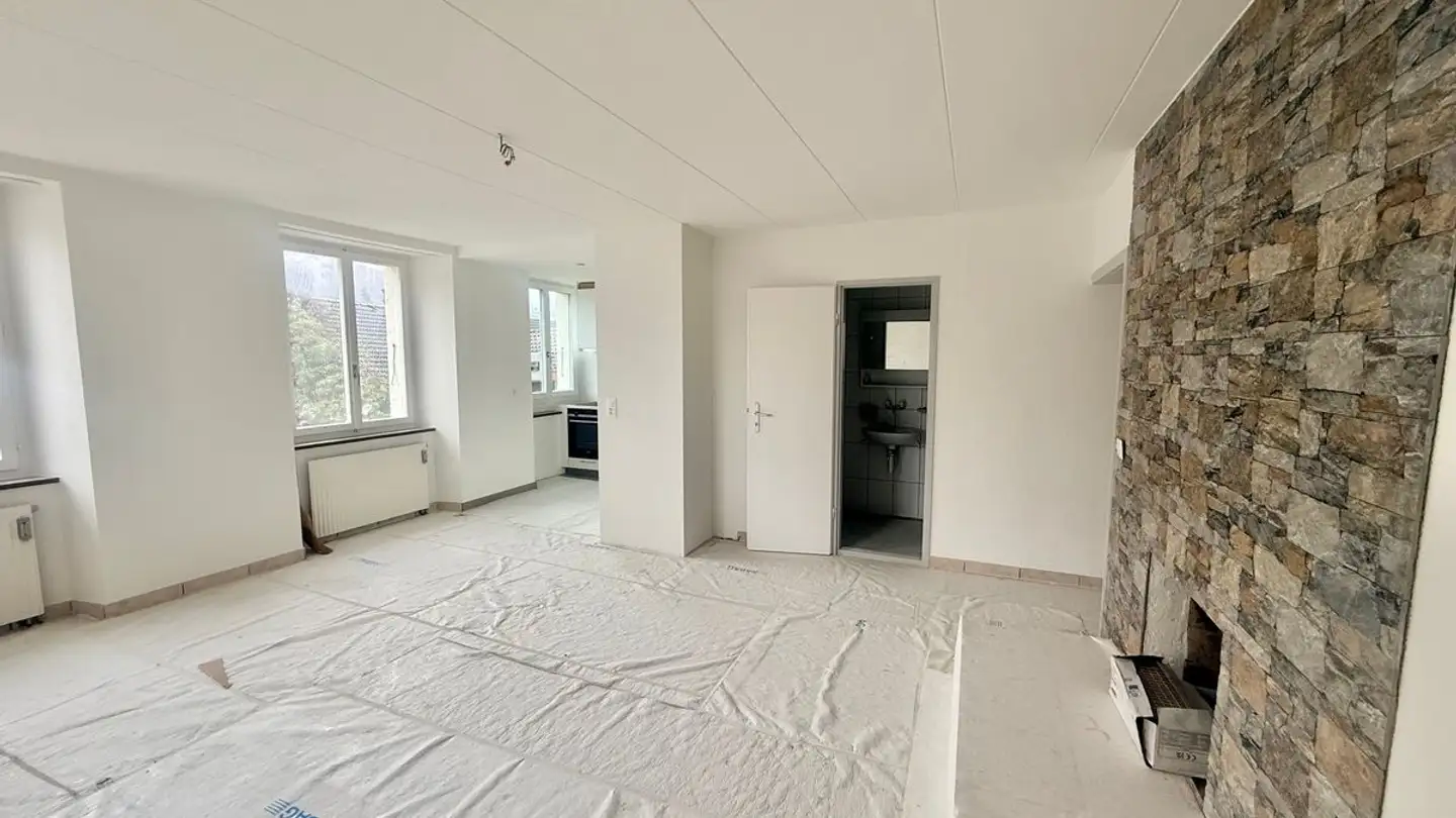 Appartement à louer - Place Du 16 Mars 2, 2610 St-Imier - Photo 4