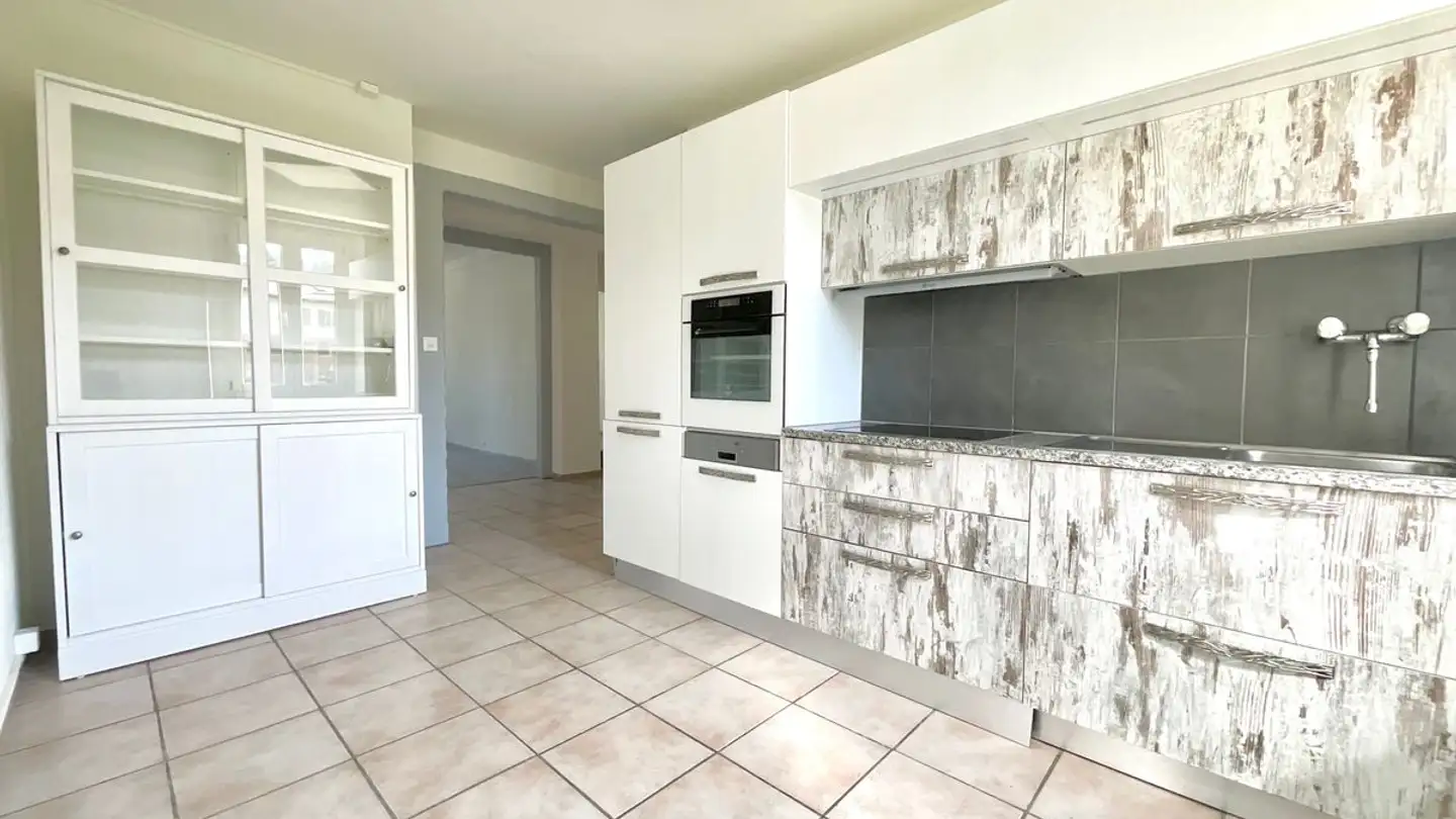 Apartment for rent - Rue De La Charrière 37, 2300 La Chaux-de-Fonds - Photo 2