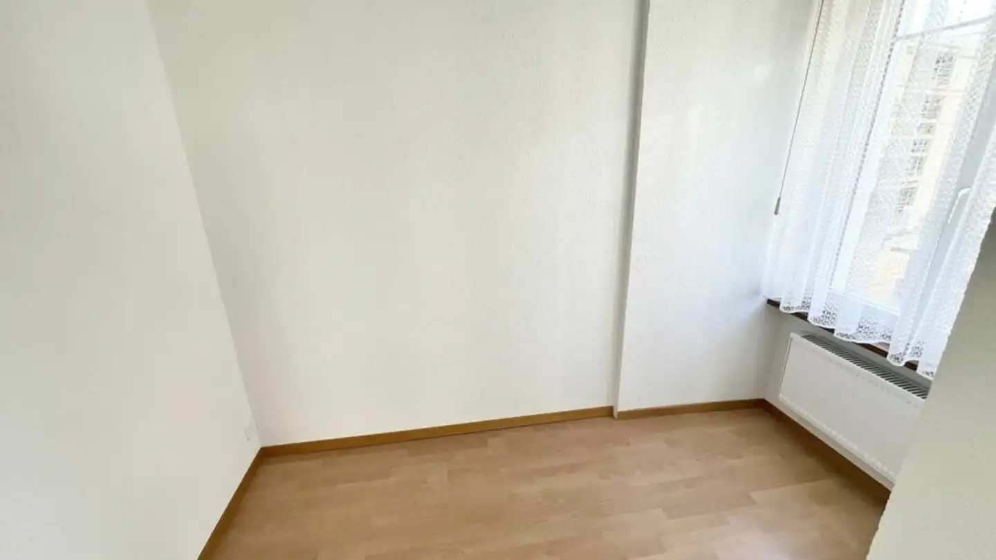 Grande magazzino in affitto - Grand-Rue 107, 2720 Tramelan - Photo 3