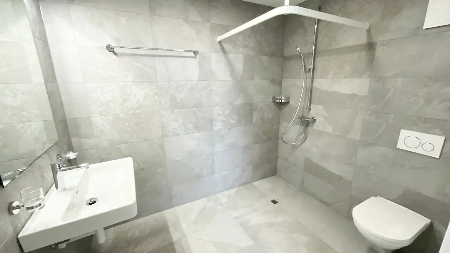 Appartement à louer - Rue De La Gare 28, 2720 Tramelan - Photo 4