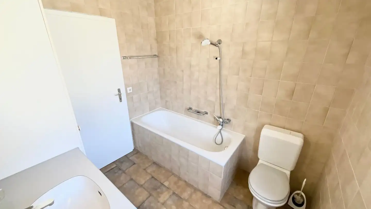 Appartement à louer - Grand-Rue 93, 2720 Tramelan - Photo 2