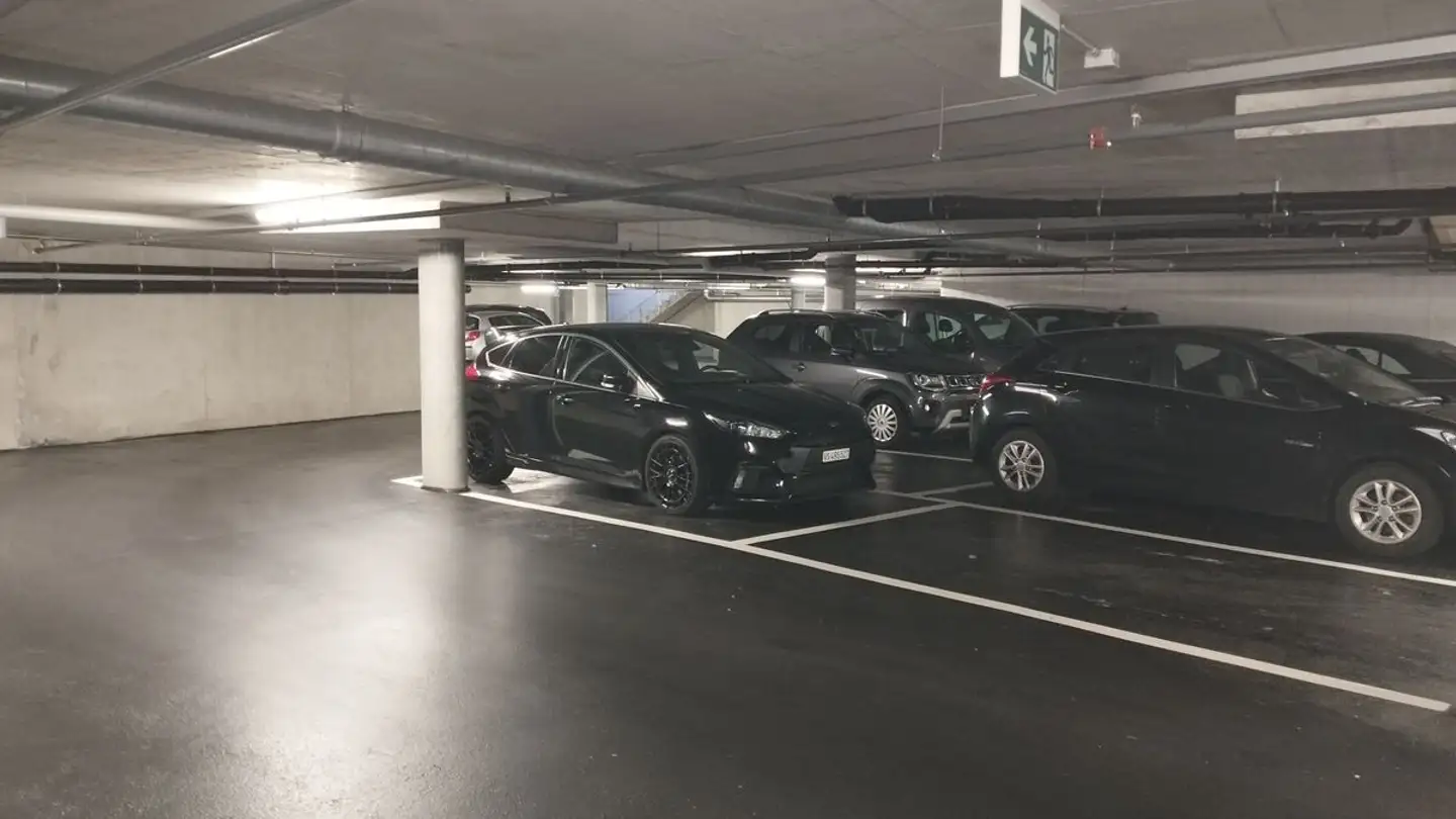 Parcheggio sotterraneo in affitto - Rue Des Terreaux, 1814 La Tour-de-Peilz - Foto 2