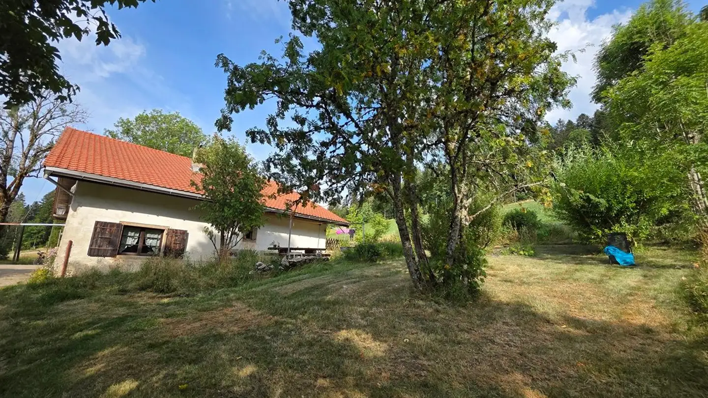 Farm for sale - 2325 Les Planchettes - Photo 3