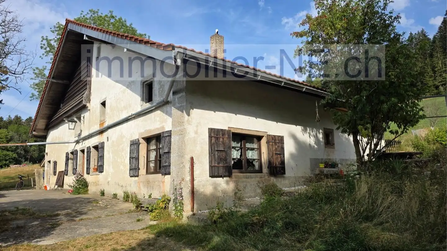 Farm for sale - 2325 Les Planchettes
