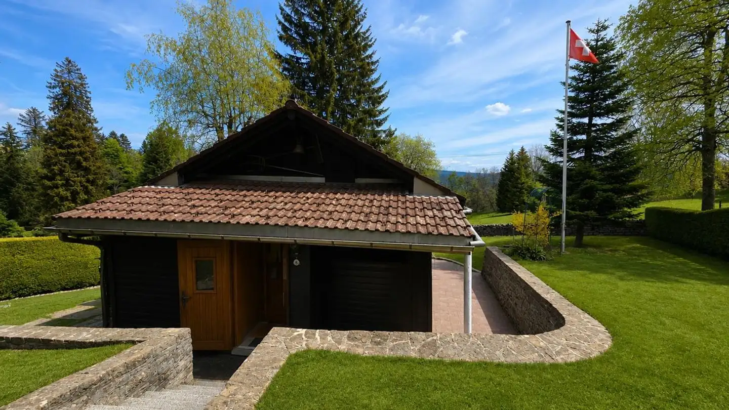 Chalet for sale - 2300 La Chaux-de-Fonds - Photo 2