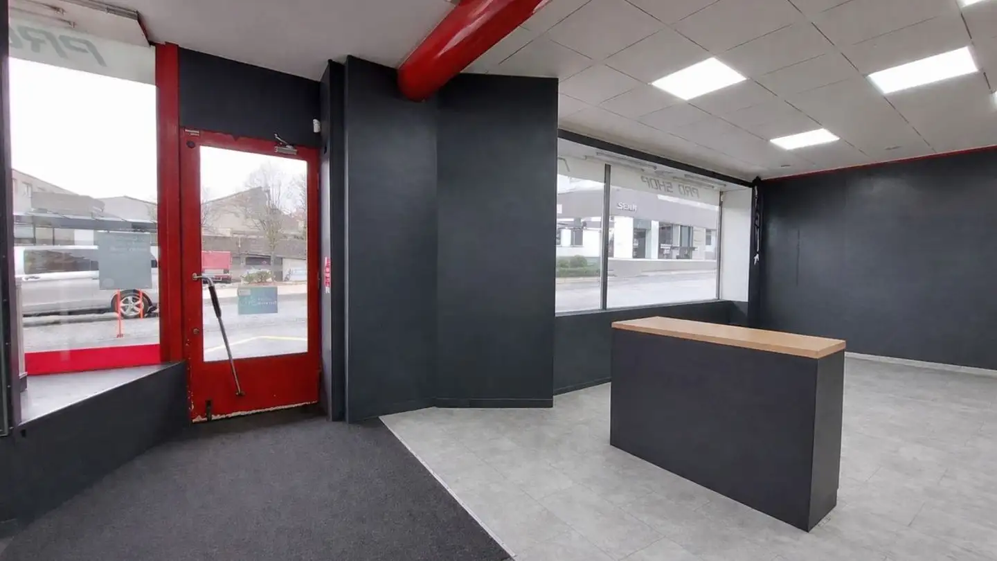 Shop for sale - 2300 La Chaux-de-Fonds - Photo 2