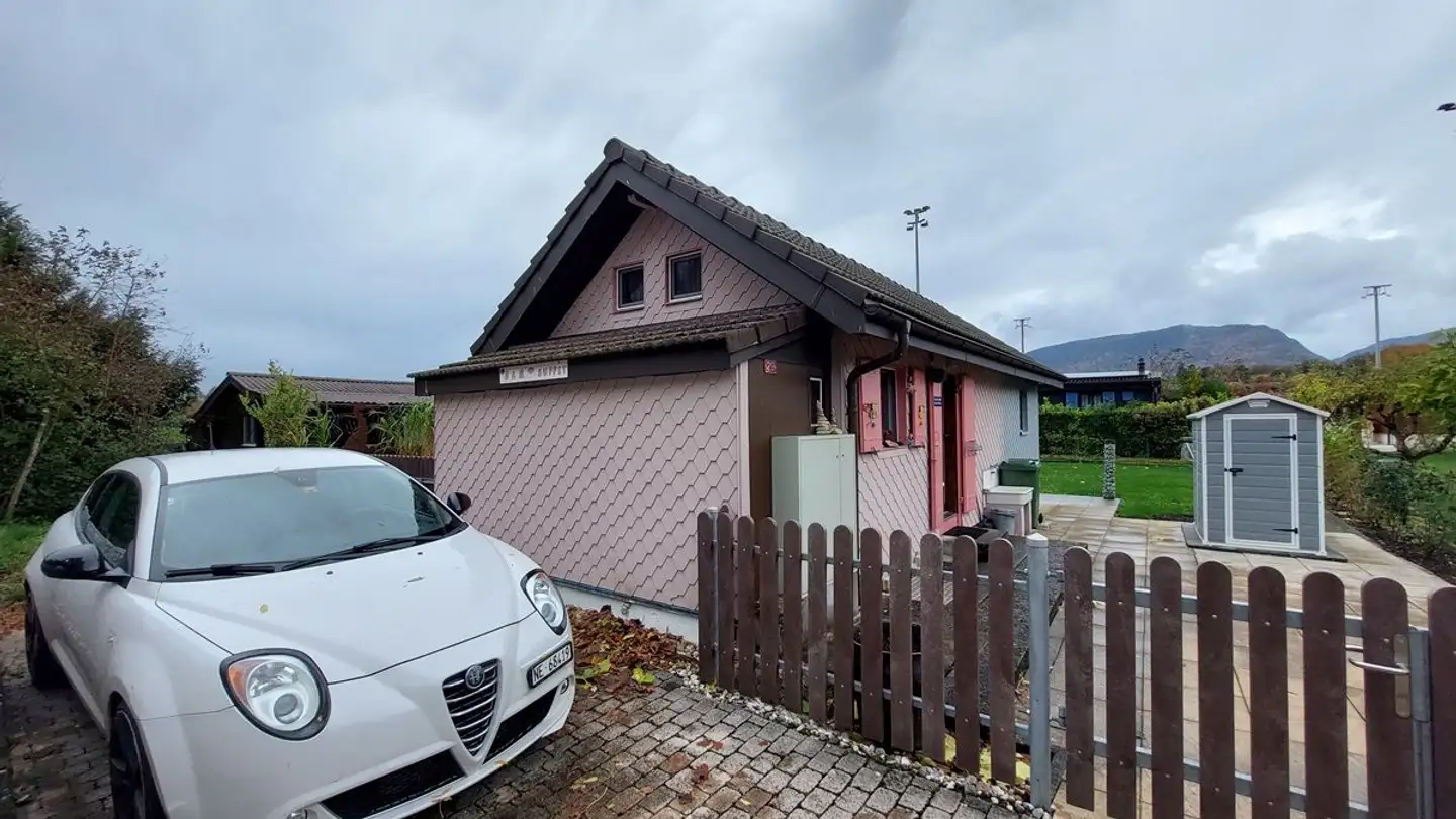 Chalet kaufen - 2013 Colombier NE - Foto 4