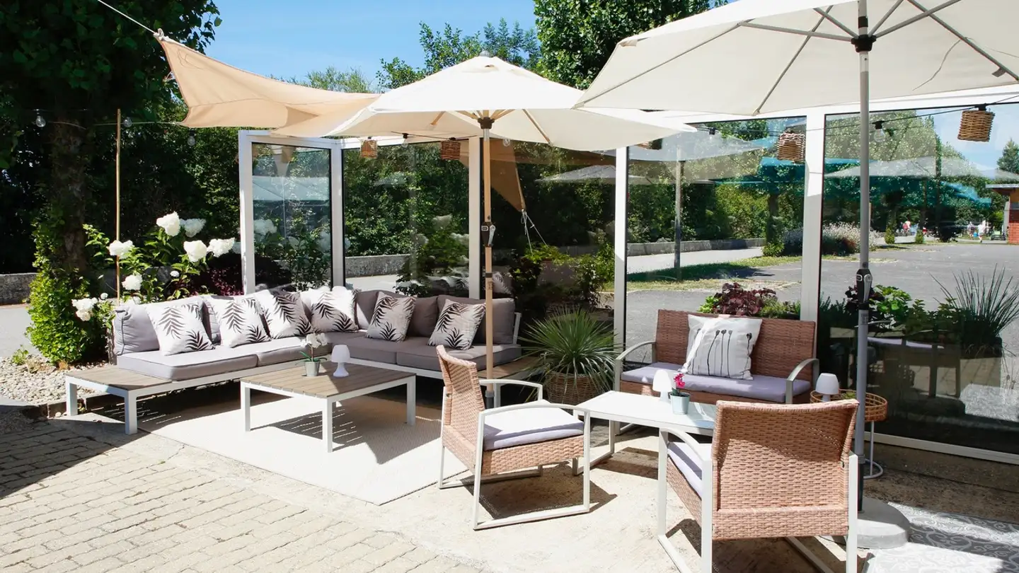 Hotel in vendita - 1545 Chevroux