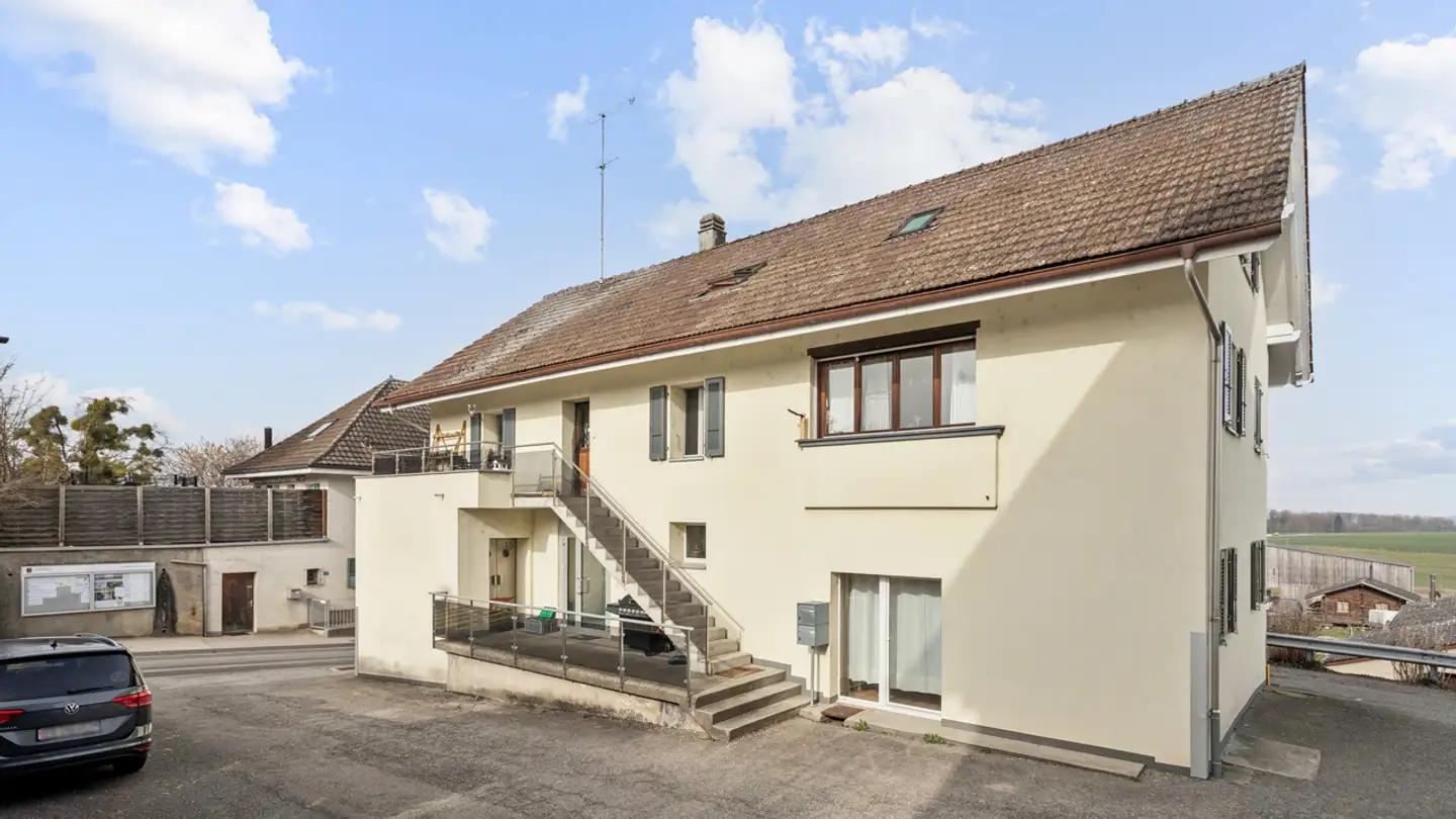 Residential building for sale - 1747 Corserey