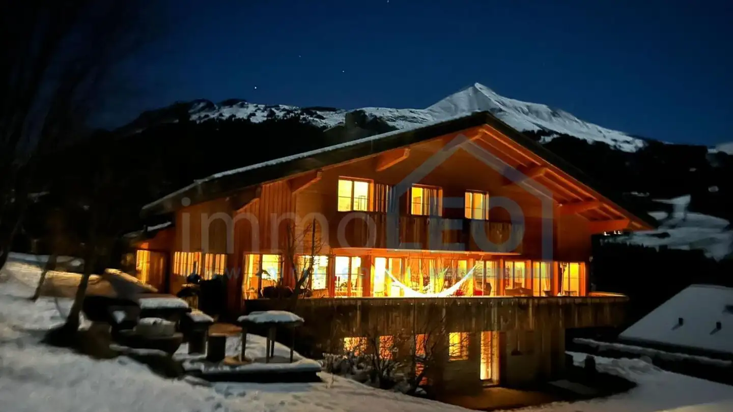 Chalet in vendita - Dorfstrasse 33, 3782 Lauenen b. Gstaad