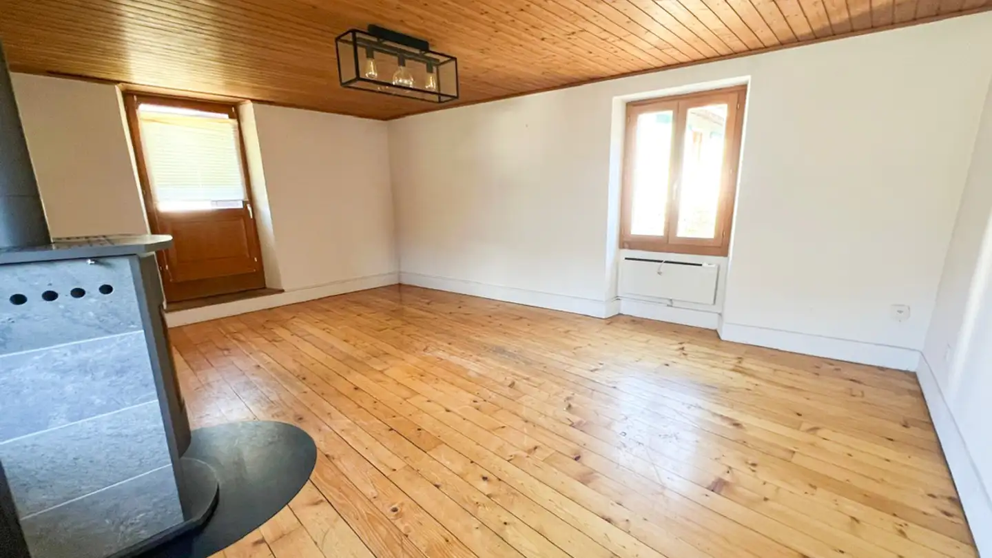 Single house for sale - Chemin Des Îles 33, 1907 Saxon - Photo 3