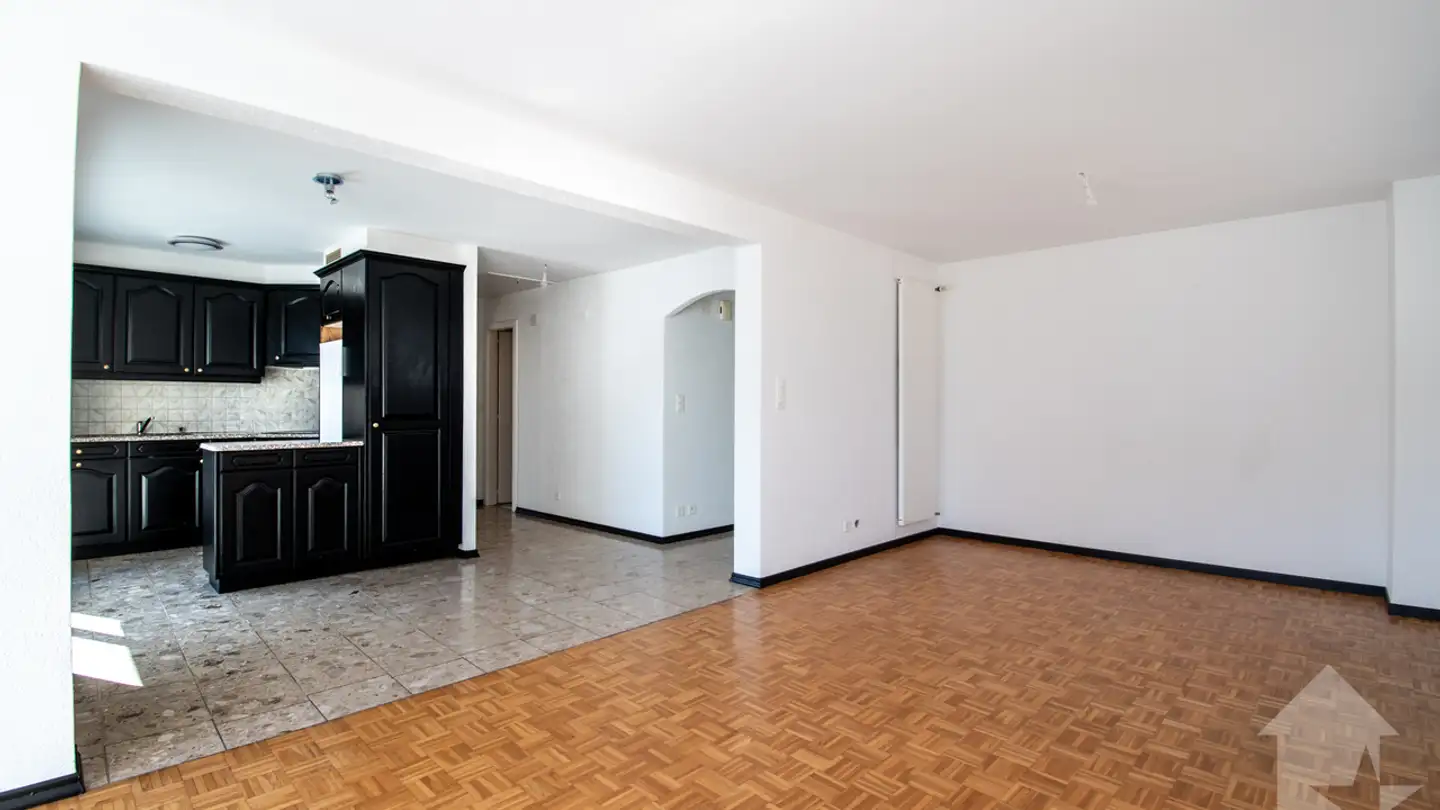 Row house for sale - 1868 Collombey - Photo 2