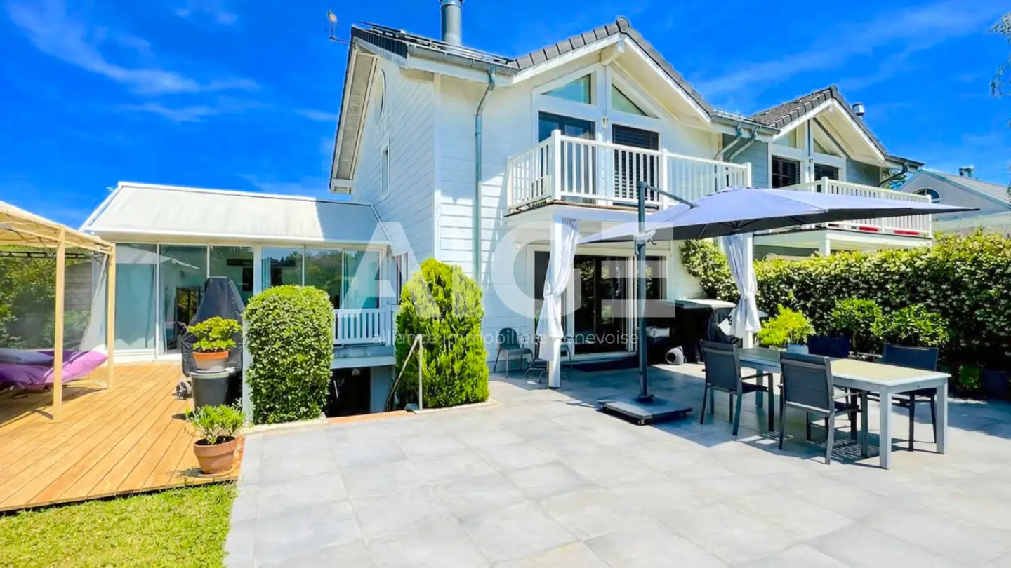 Row house for sale - 1232 Confignon