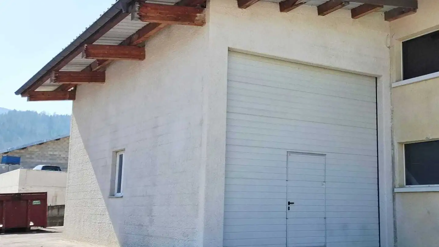 Storage space for rent - Chemin Du Canal 4, 1450 Ste-Croix