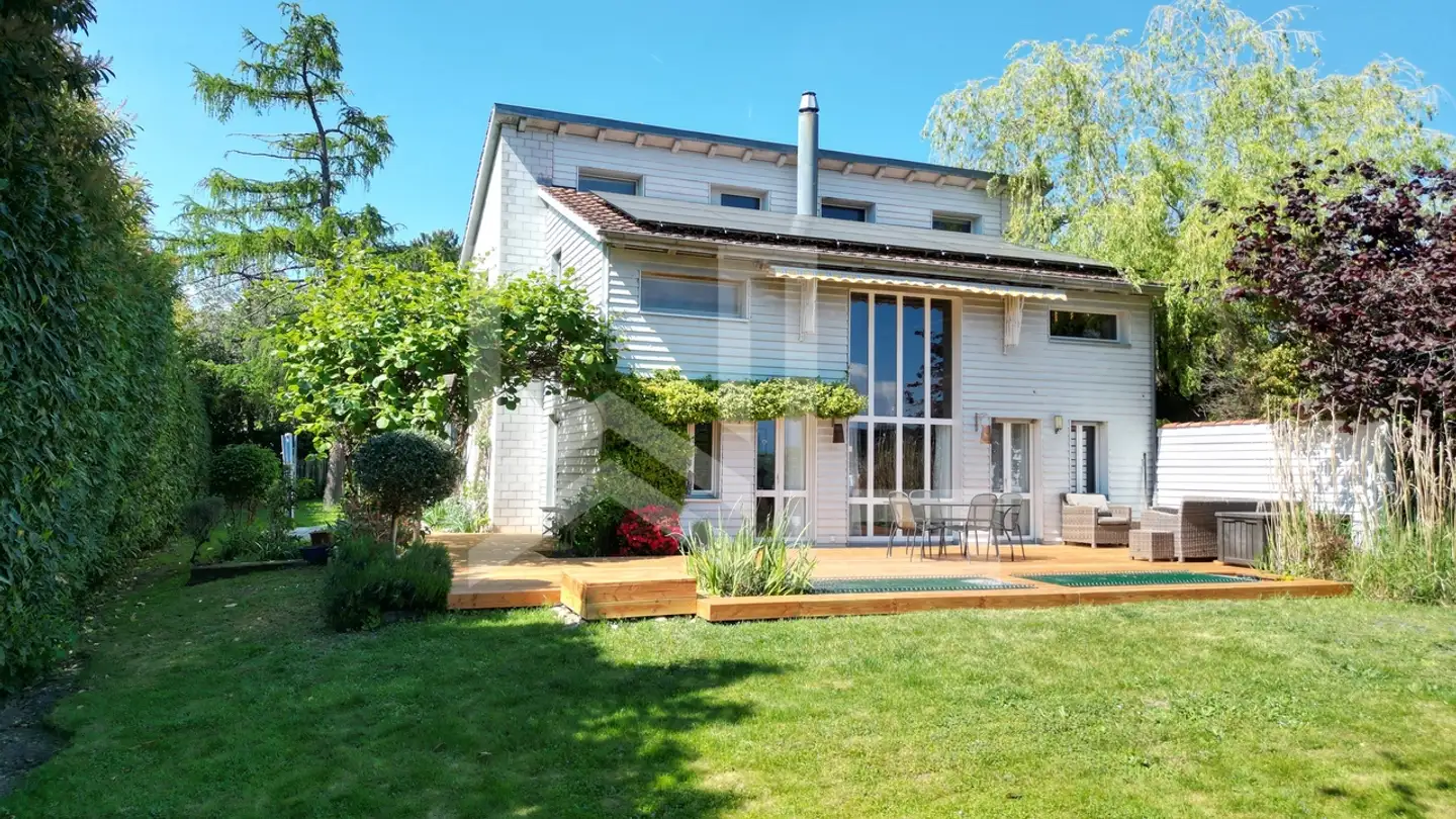 Single house for sale - 1162 St-Prex