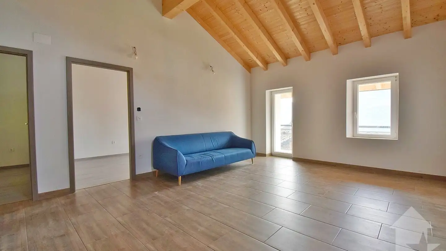 Residential building for sale - 1976 Erde - Photo 3