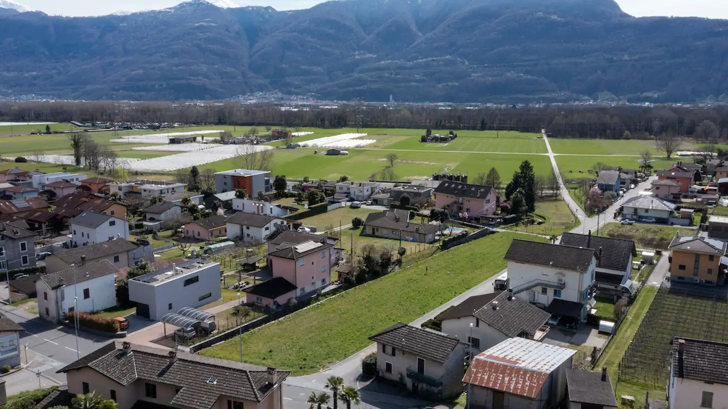 Constructible plot for sale - Via Boscioredo, 6516 Cugnasco - Photo 2