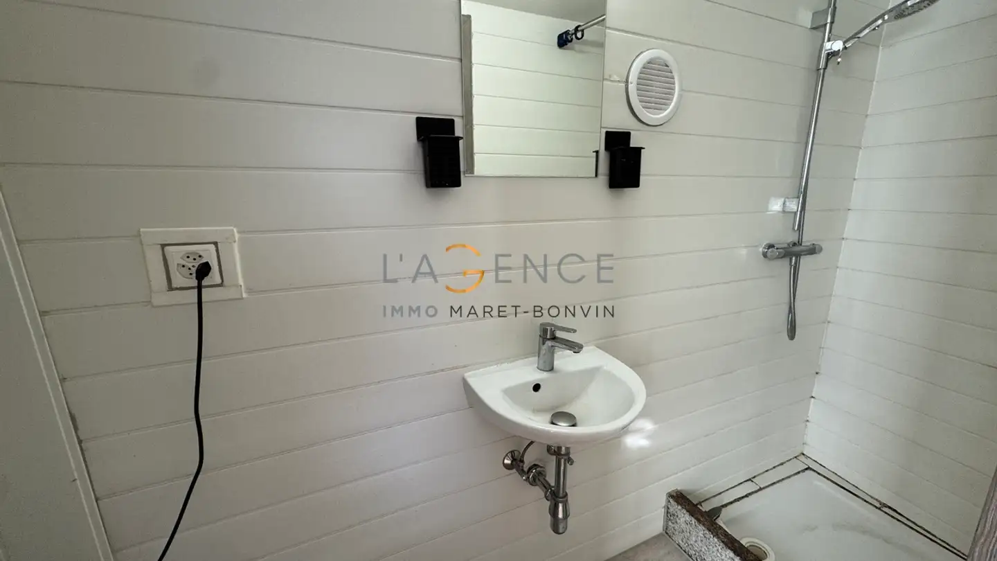 Chambre à louer - 1964 Conthey - Photo 2