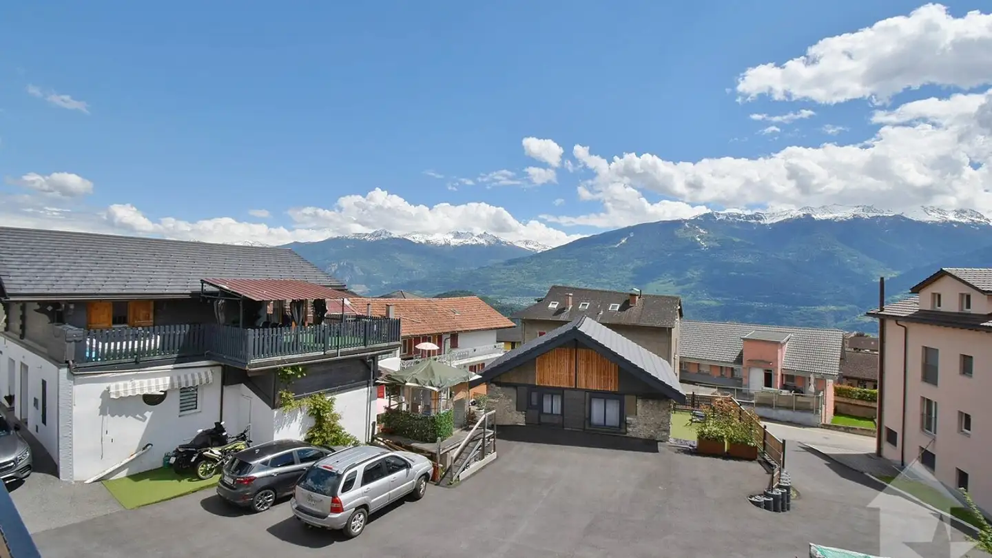 Single house for sale - 1976 Erde