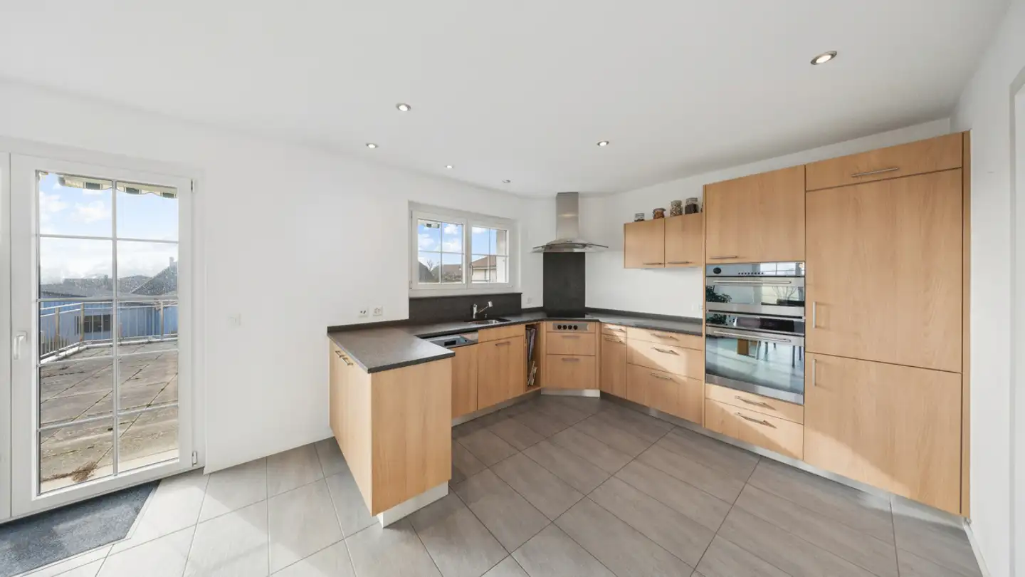 Single house for sale - 3232 Ins - Photo 2