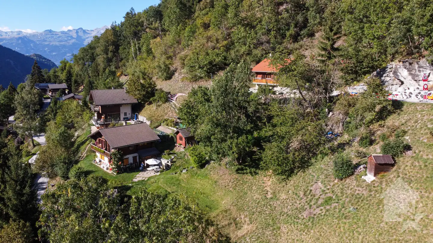 Constructible plot for sale - 3961 Vissoie