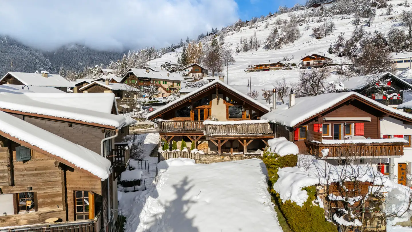 Farm for sale - 1977 Icogne