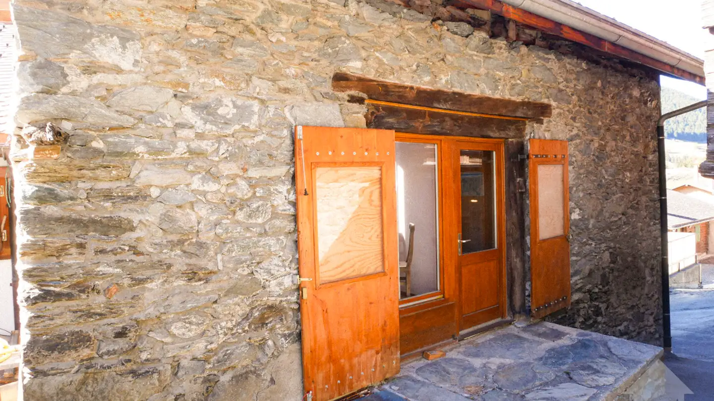 Maison individuelle à vendre - 1946 Bourg-St-Pierre - Photo 2