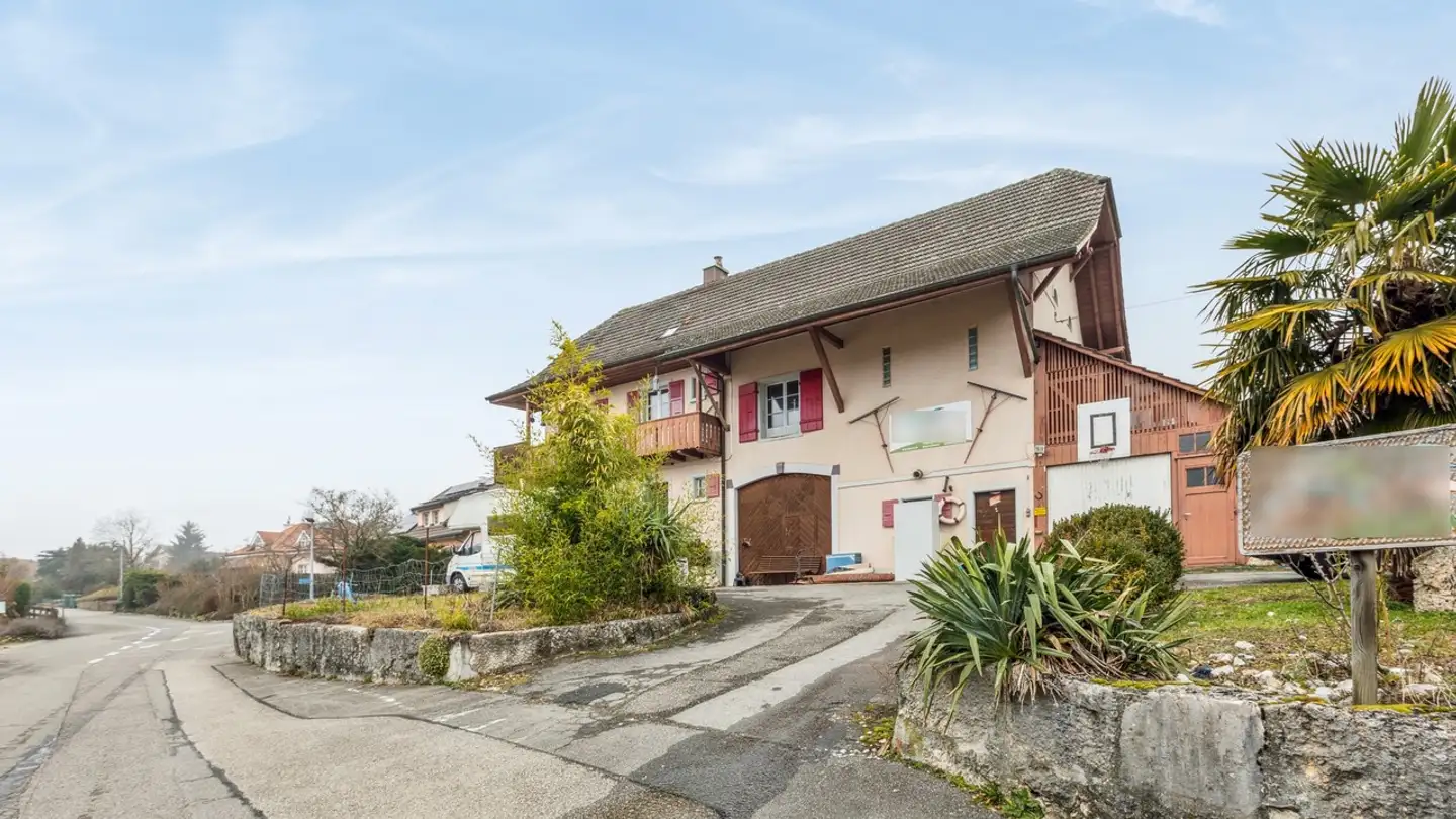 Single house for sale - 2525 Le Landeron