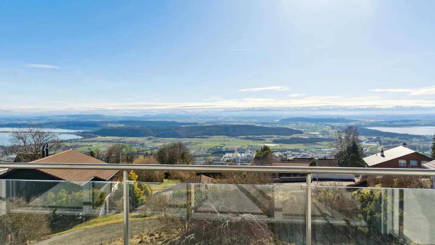 Single house for sale - 2073 Enges