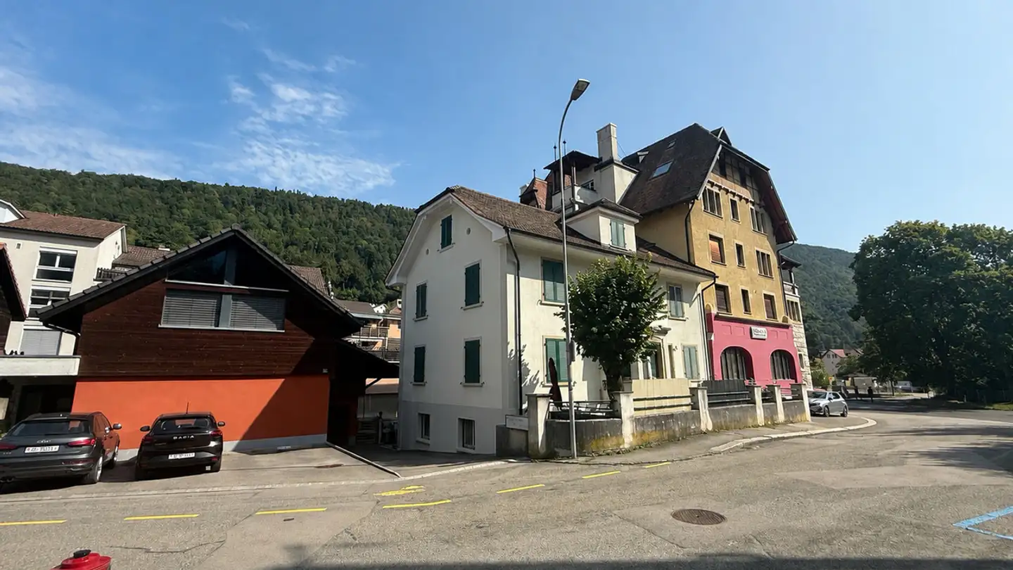 Mischgenutztes Gebäude kaufen - 2740 Moutier
