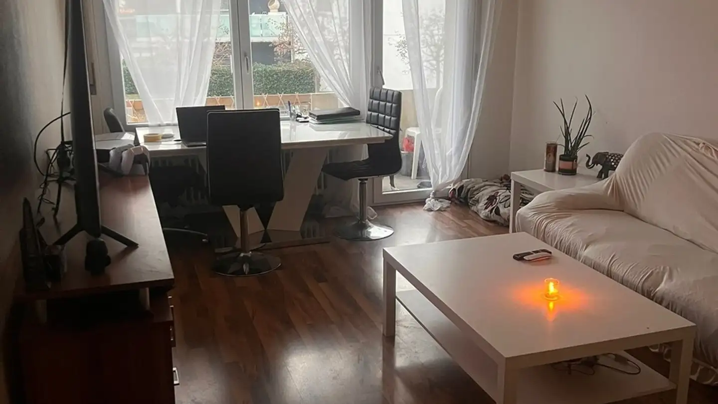 Appartement à louer - Rue Du Sentier 19, 2013 Colombier NE - Photo 2