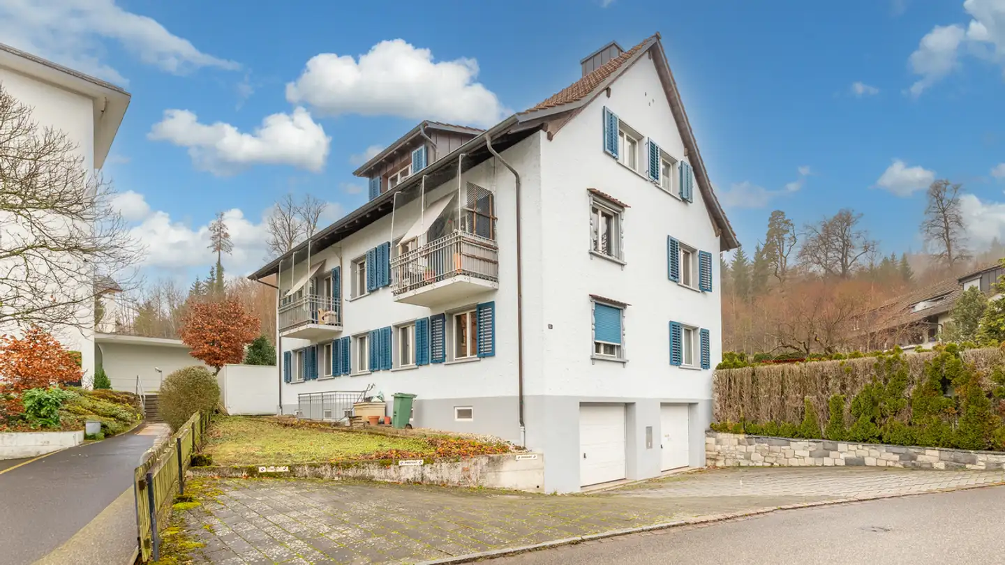Edificio residenziale in vendita - Engefluhstrasse 13, 8212 Neuhausen am Rheinfall