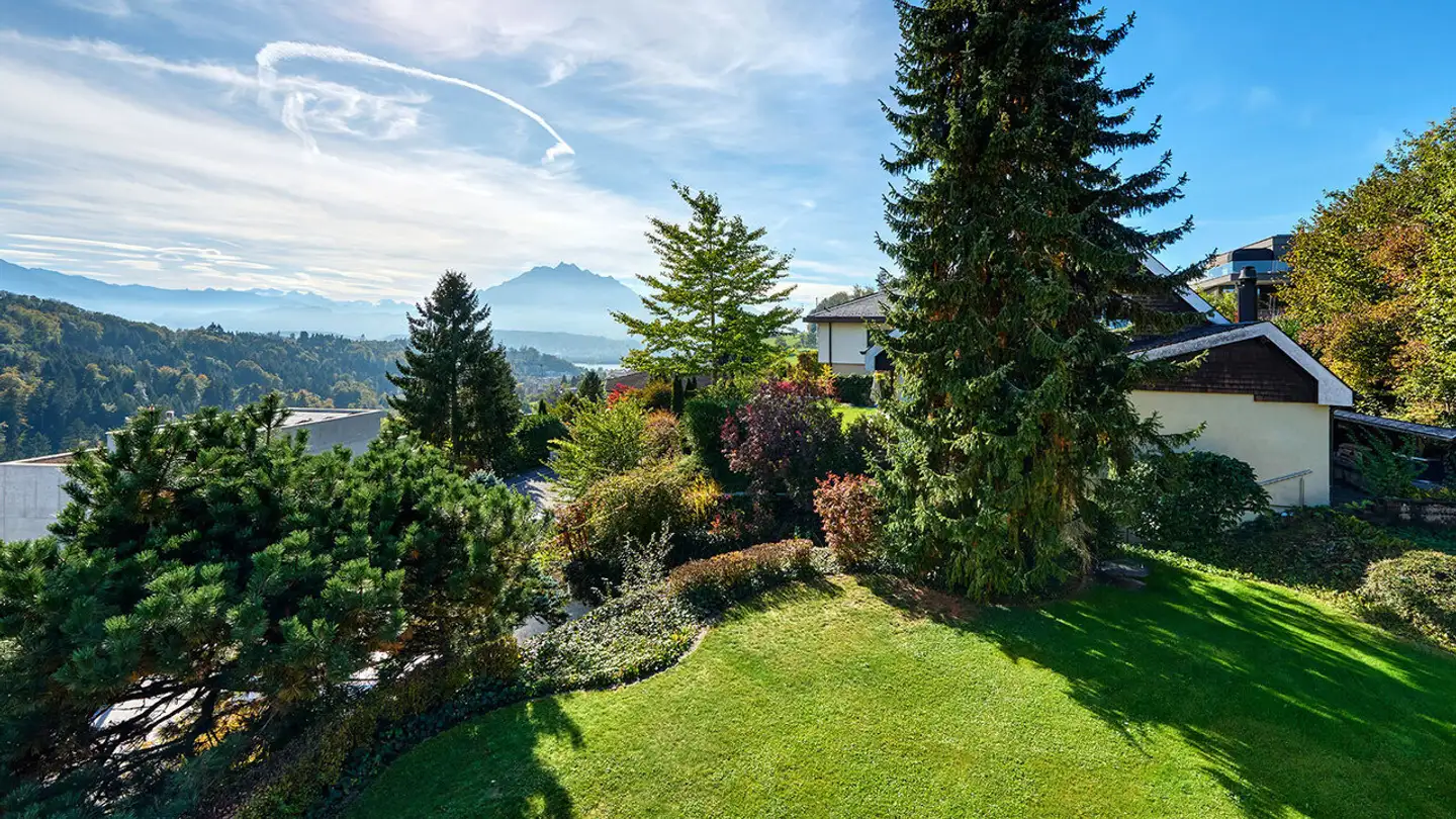 Residential building for rent - Buggenacher 16, 6043 Adligenswil - Photo 2