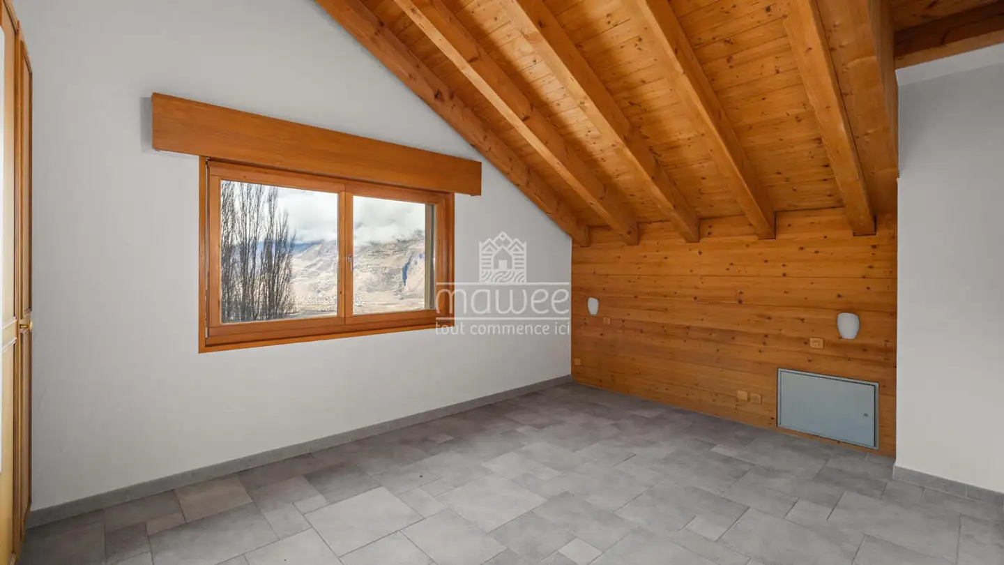 Semi-detached house for sale - 1907 Saxon - Photo 4