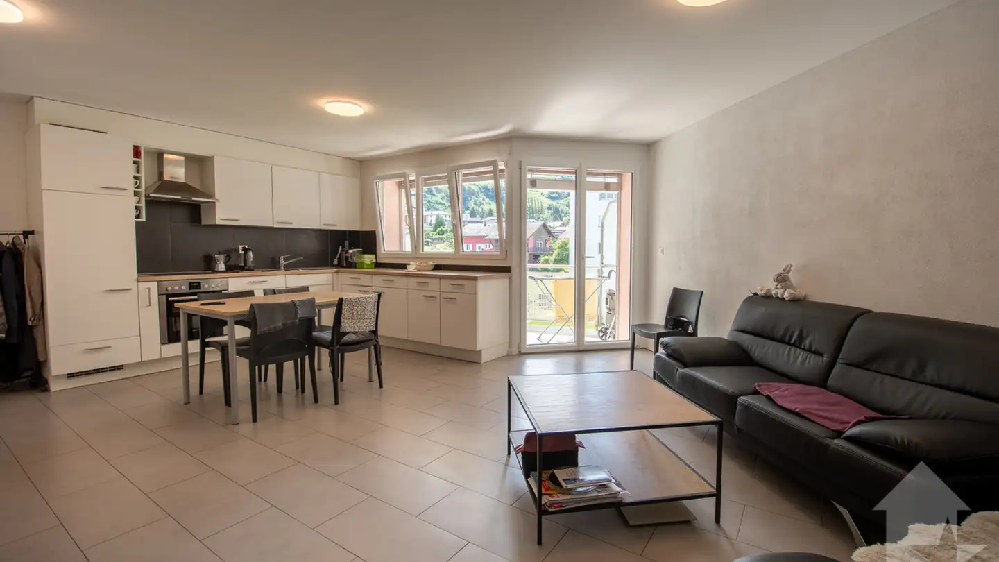 Apartment for sale - 1907 Saxon