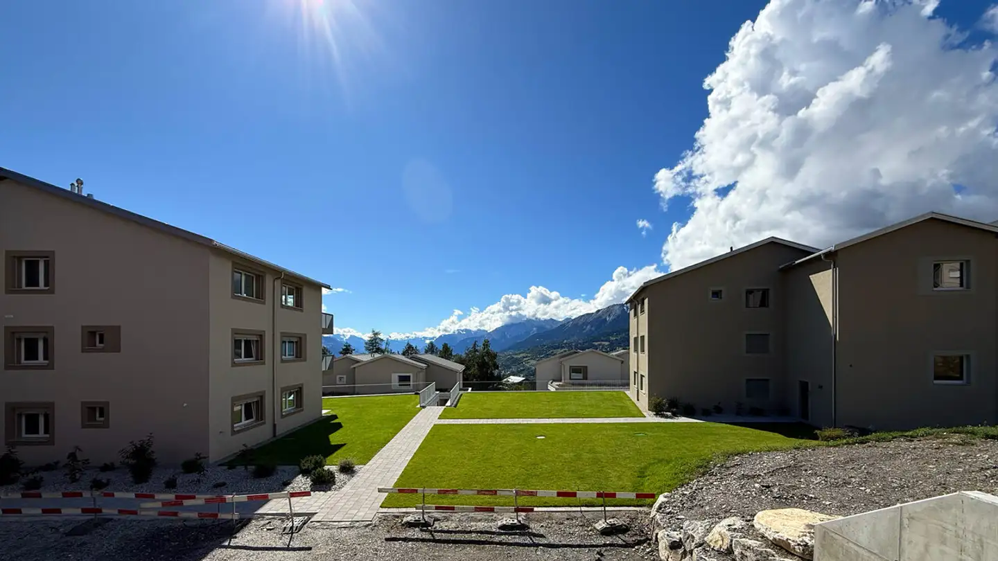 Wohnung kaufen - Route De Crans 92, 1978 Lens - Foto 2