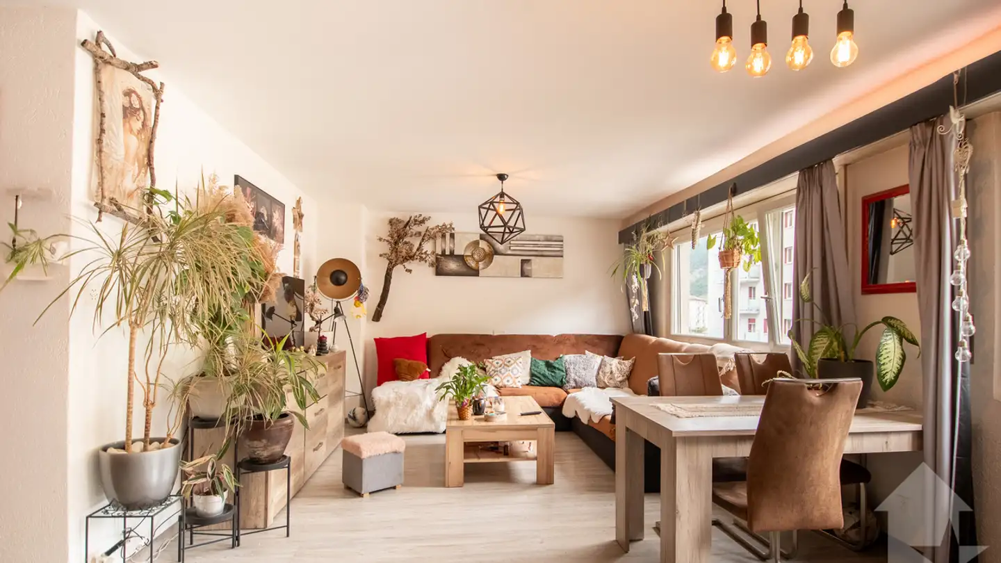 Apartment for sale - 1907 Saxon