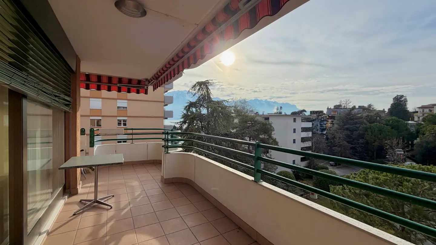 Apartment for sale - 1815 Clarens