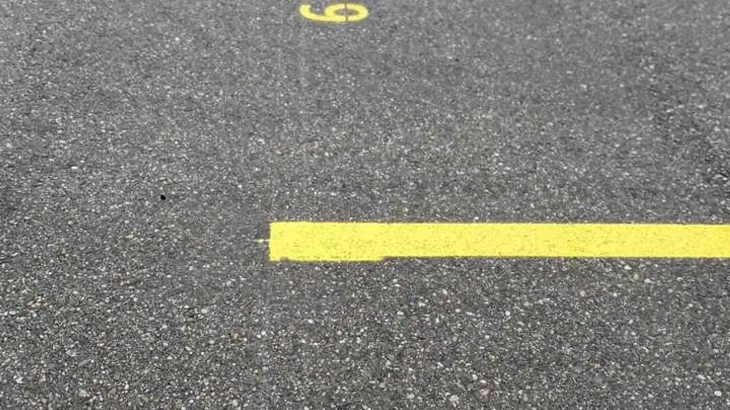 Place de parking extérieure à louer - Gewerbestrasse 18, 4553 Subingen - Photo 2