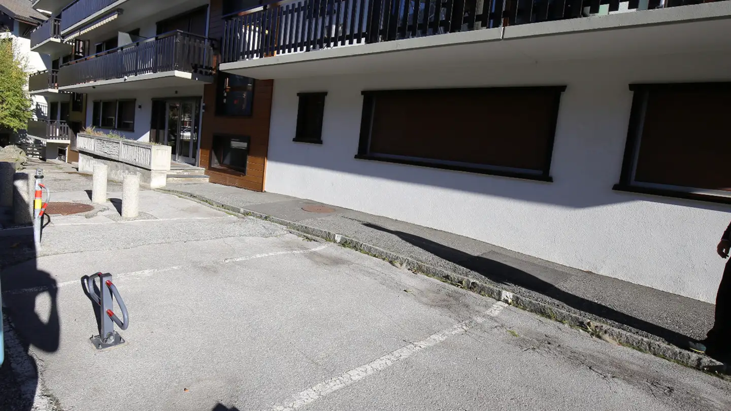 Outdoor parking space for rent - Chemin Du Tsampi 17, 1997 Haute-Nendaz