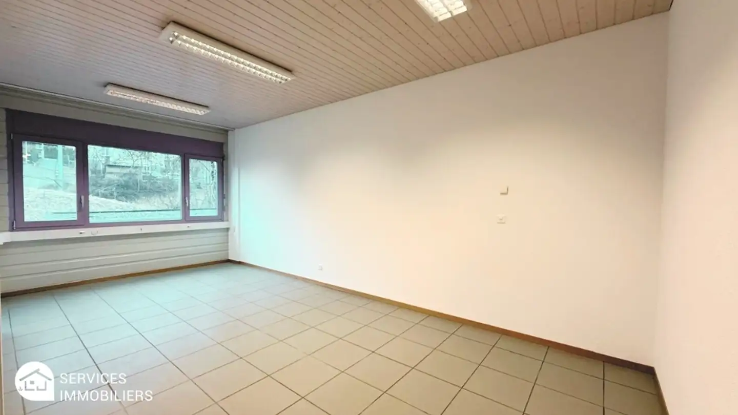 Commerciale in affitto - Rue H.-F. Sandoz 14, 2710 Tavannes