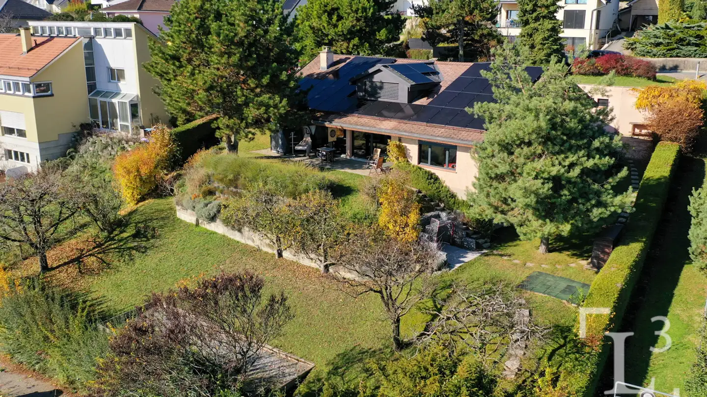 Einfamilienhaus kaufen - 1169 Yens