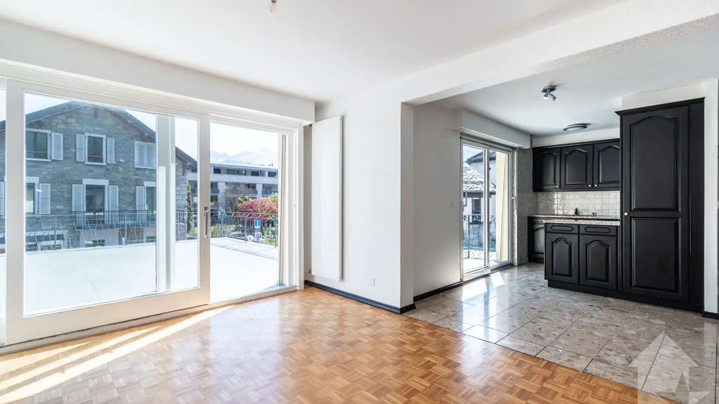 Row house for sale - 1868 Collombey - Photo 3