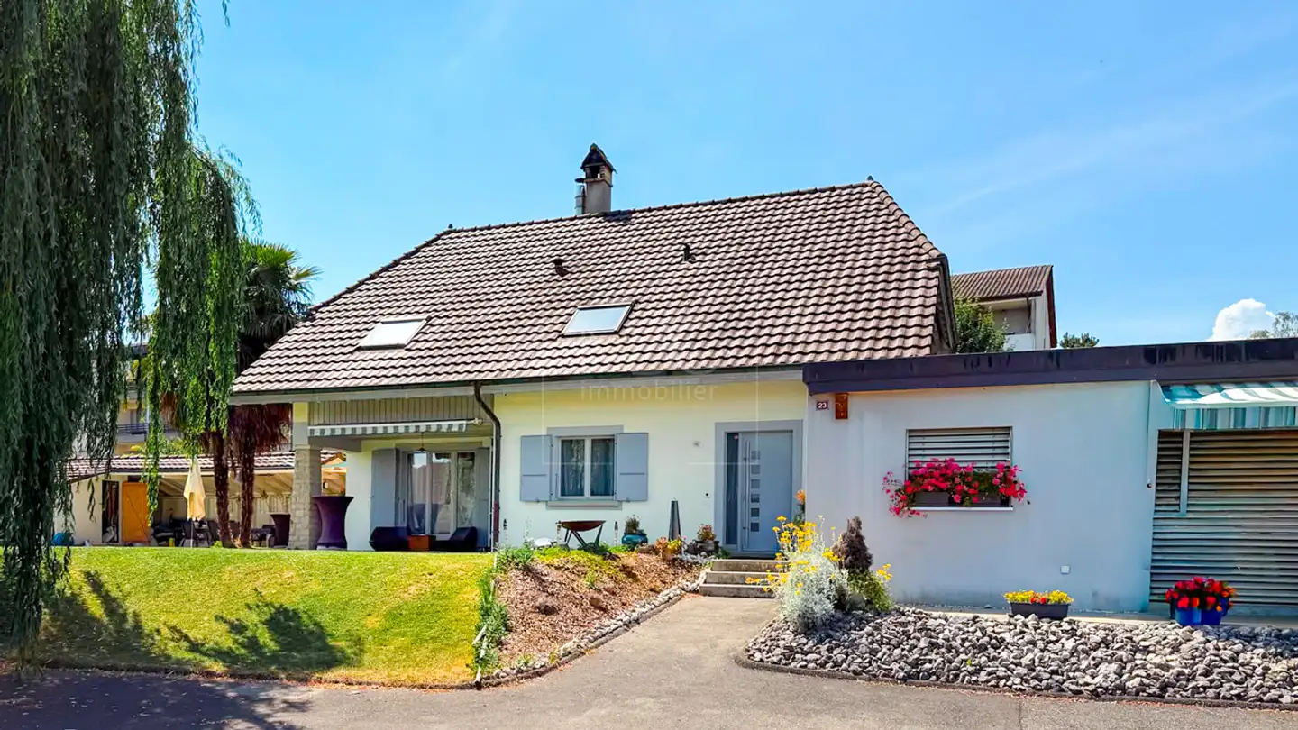 Single house for sale - 1566 St-Aubin FR