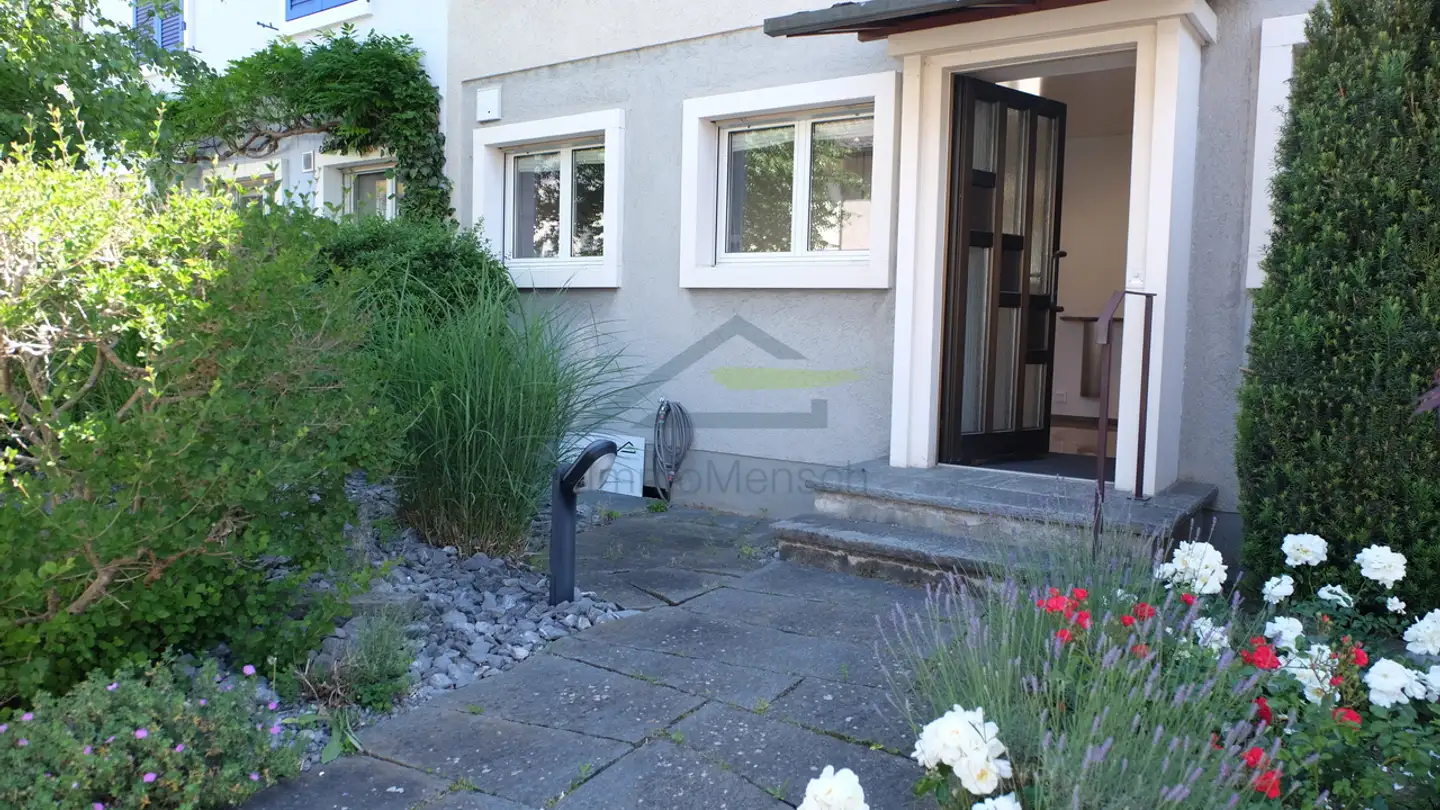 Row house for sale - Hohe Winde-Strasse 6, 4153 Reinach BL - Photo 2